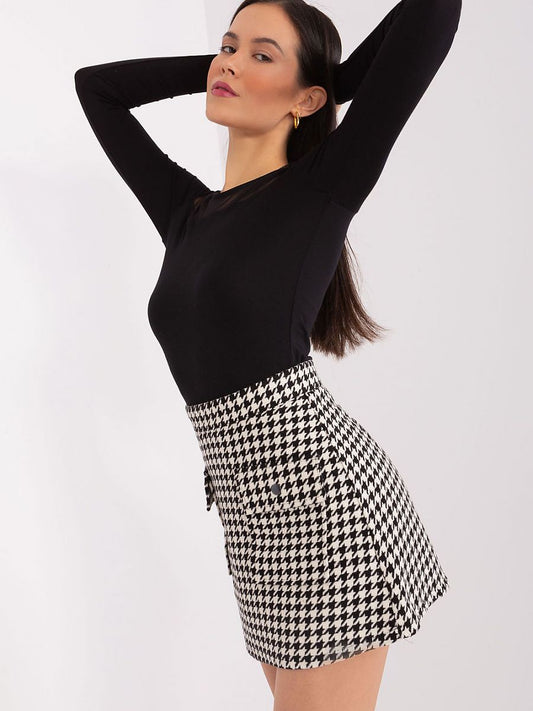 Short skirt model 188784 Lakerta